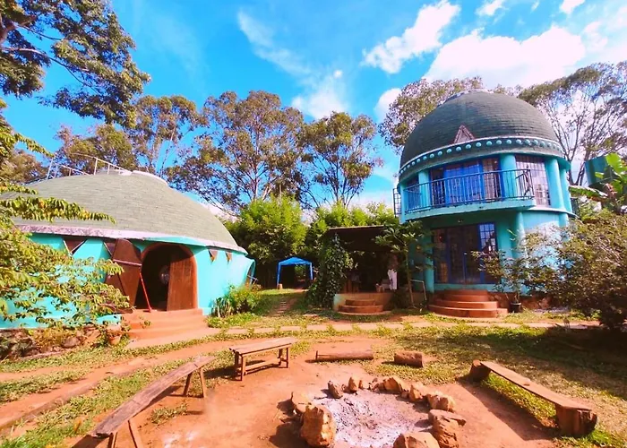 Espaco Cultural Lotus - Suites, Hostel E Camping