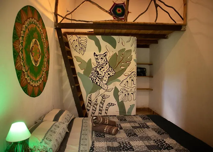 Espaco Cultural Lotus - Suites, Hostel E Camping